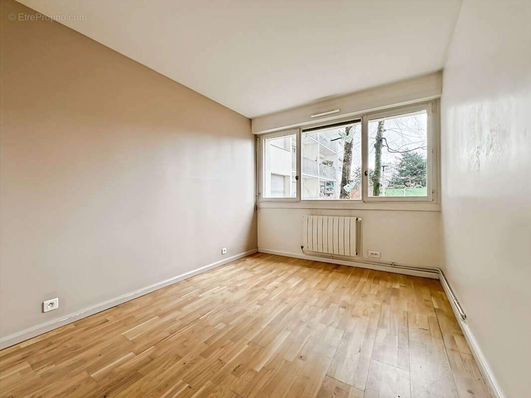 Appartement à ROSNY-SOUS-BOIS