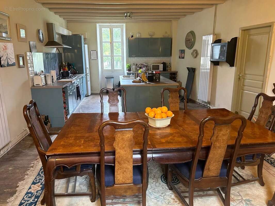 Maison à RUFFEC