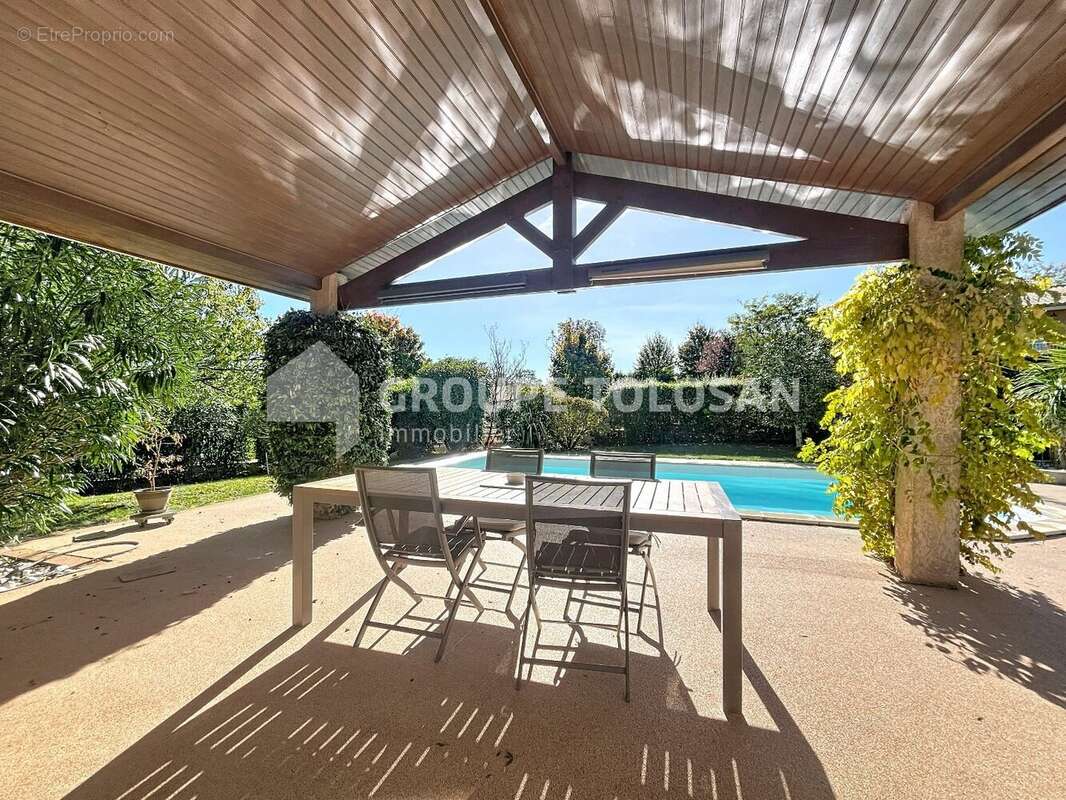 Maison à DREMIL-LAFAGE