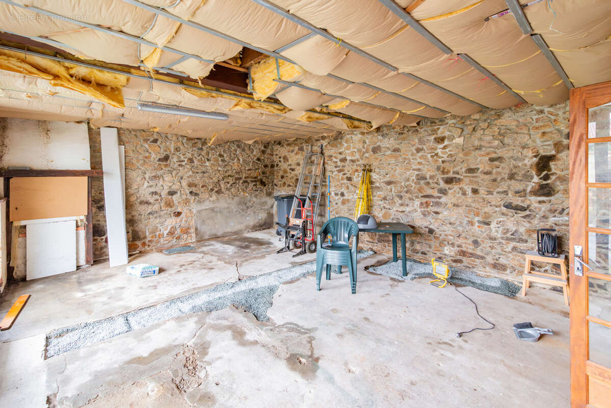 Maison à SAINT-MESMIN