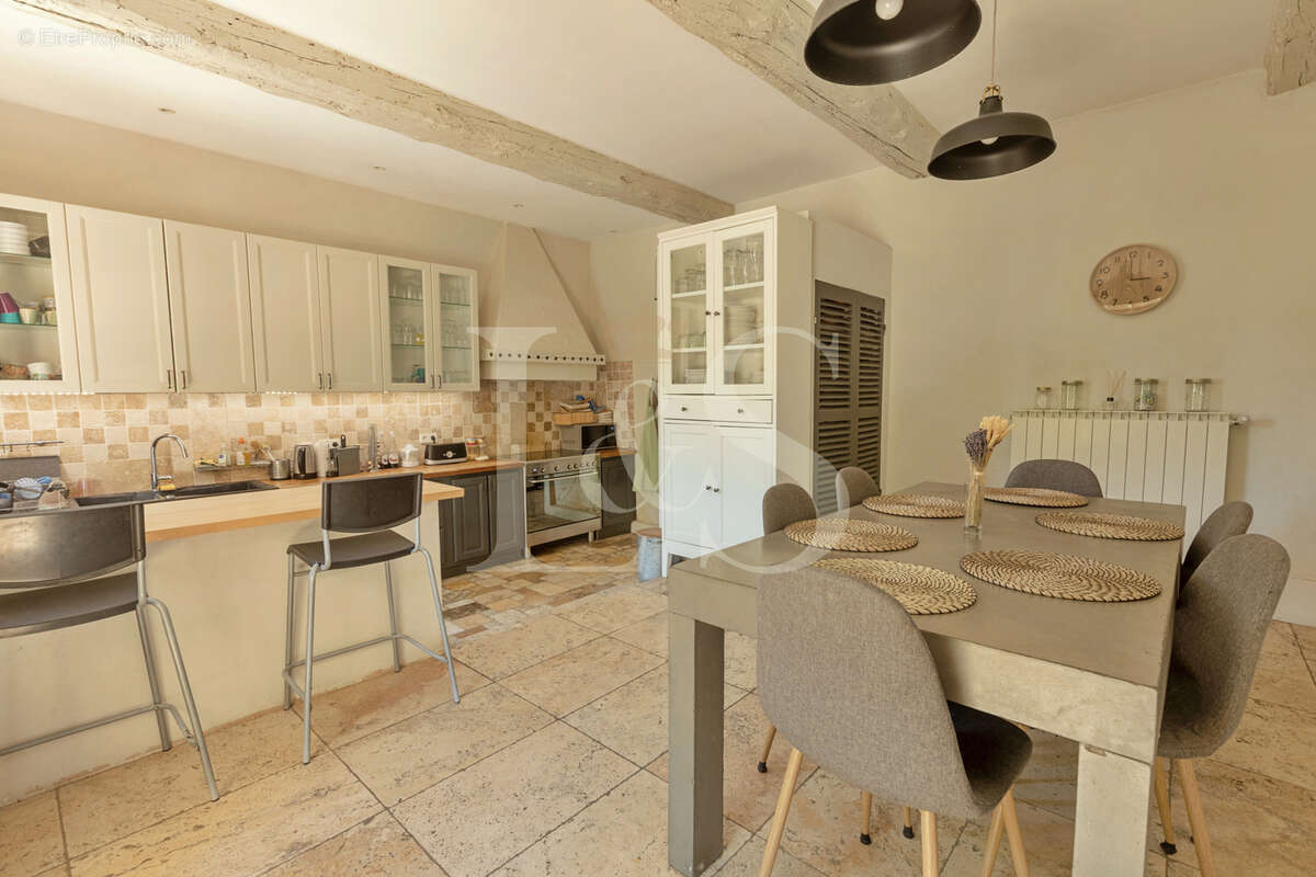 Maison à SARRIANS