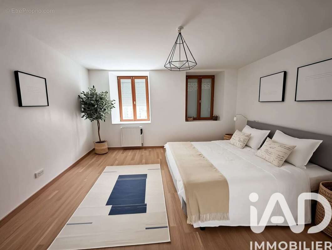 Maison 135 m² à Villeseneux  - photo 4