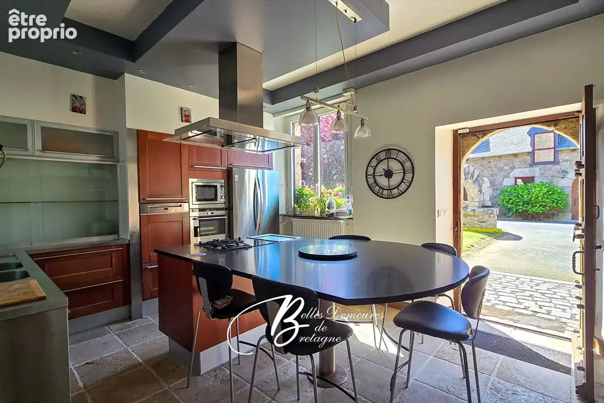 A vendre Manoir du XVIe siècle avec chambres d'hôtes et piscine Saint Brieuc - photo 8