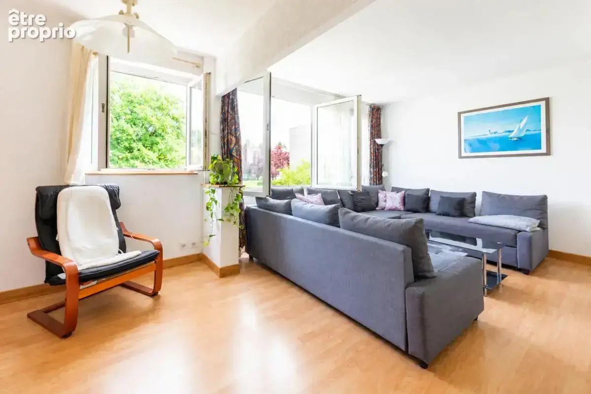 Maison de ville - 5 pièces de 101 m² à Coignières - photo 2