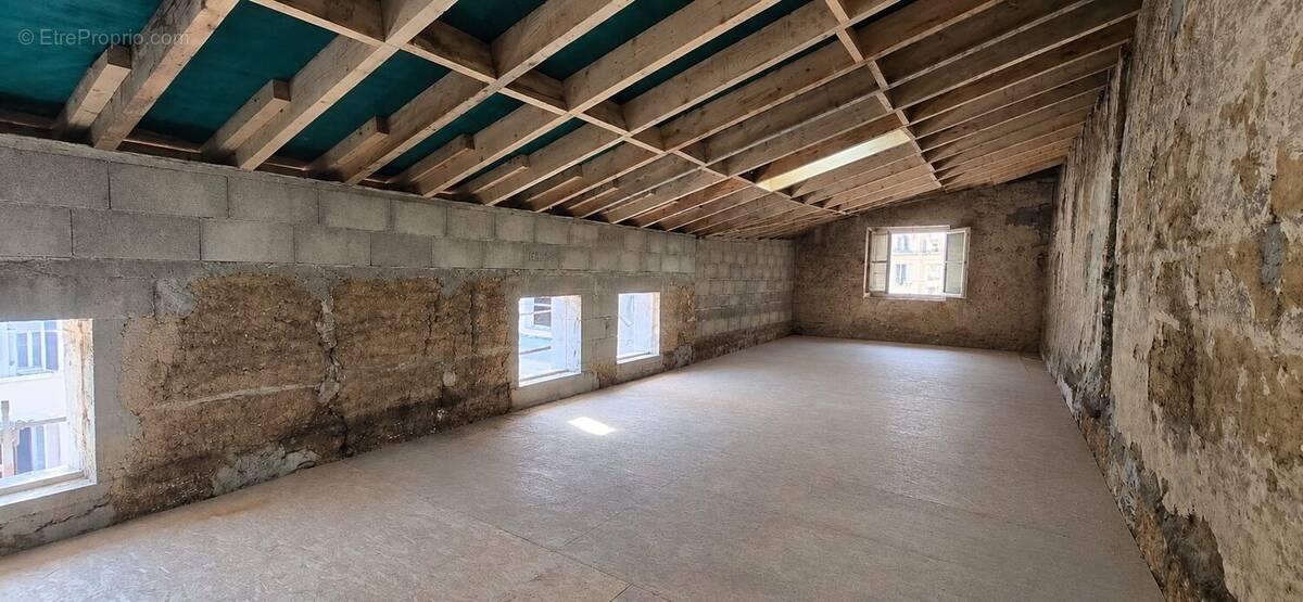 Appartement à VILLEFRANCHE-SUR-SAONE
