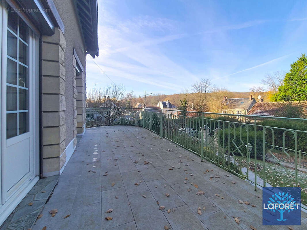 Maison à CHALO-SAINT-MARS