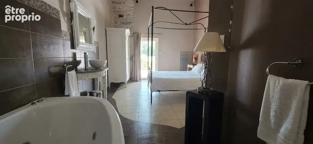 L’hospitalet-du-larzac   une jolie maison de village pleine de charme - photo 8