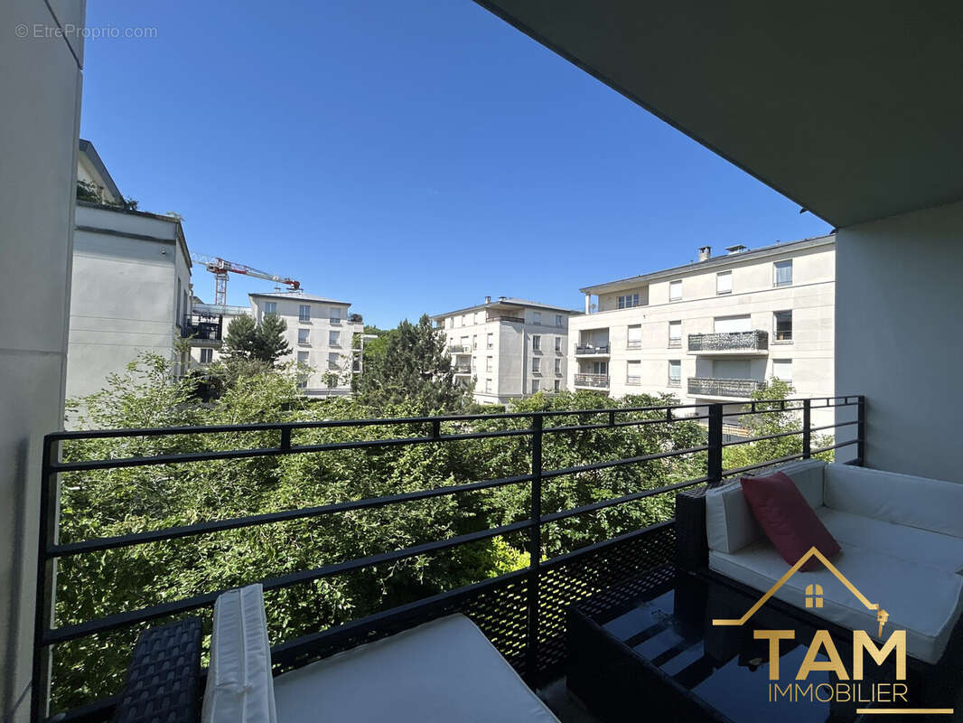 Appartement à SAINT-CYR-L'ECOLE