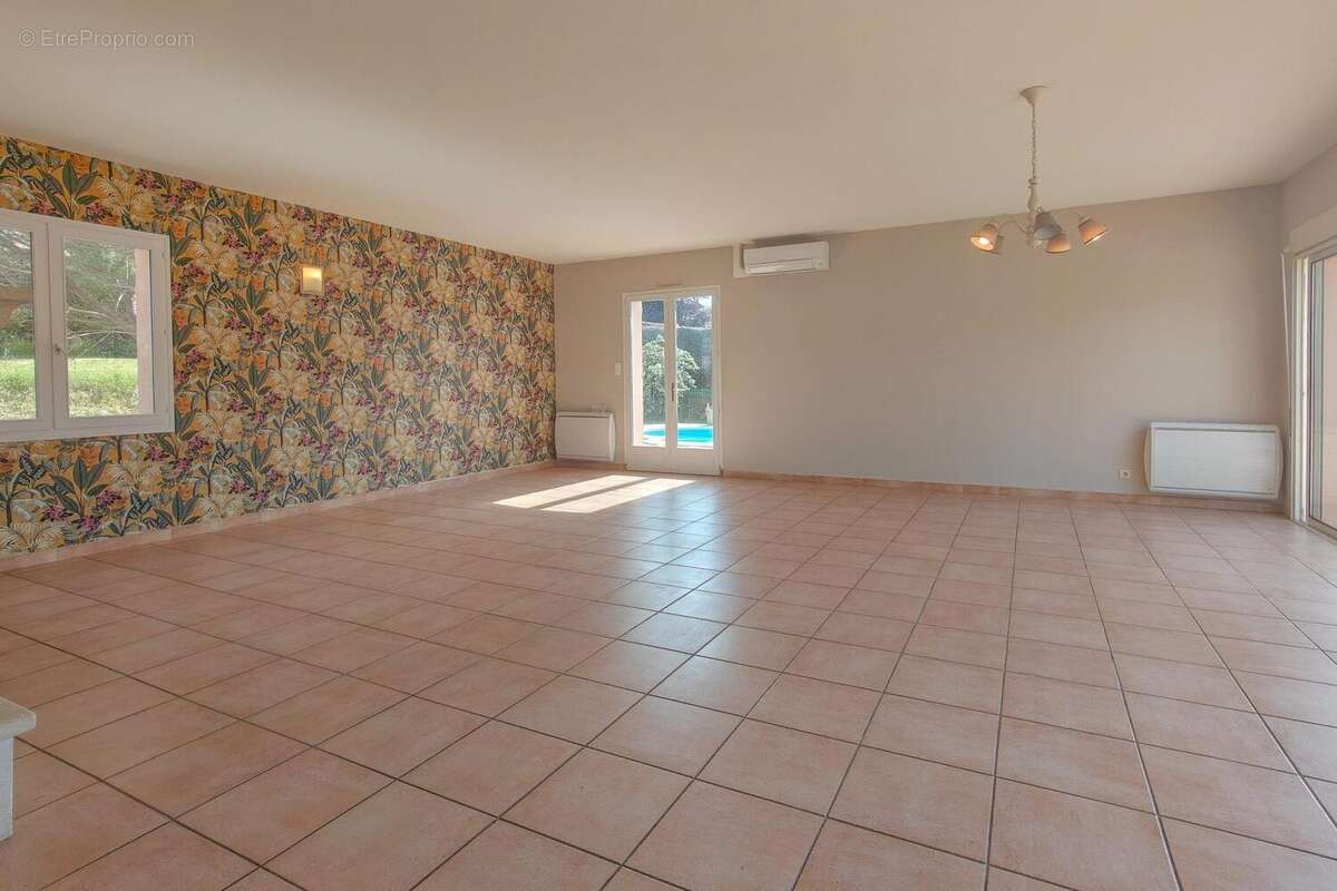 Maison 137 m² à Penne-D'agenais  - photo 6