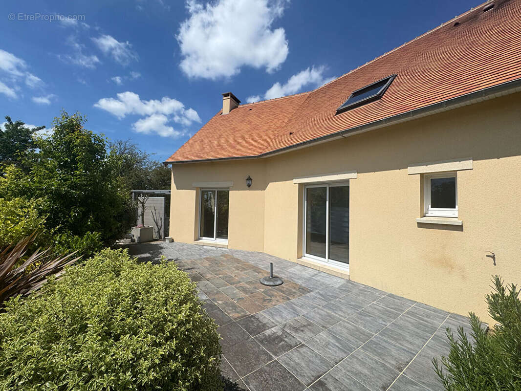 Maison à MONCEAUX-EN-BESSIN