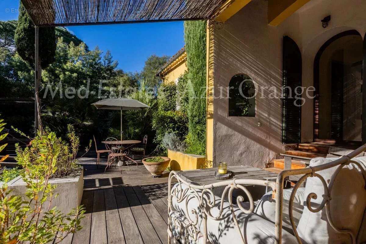 Appartement à SAINT-TROPEZ