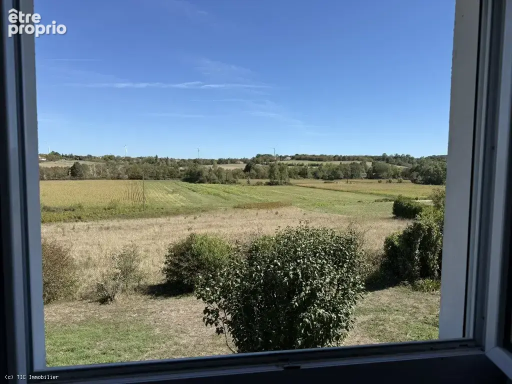 Pavillon de 4 Chambres et Piscine. Belles Vues Sur La Campagne - photo 8