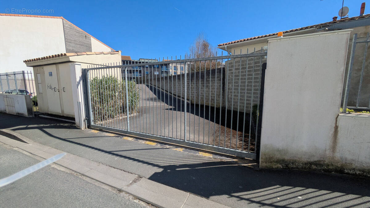 Parking à ROCHEFORT