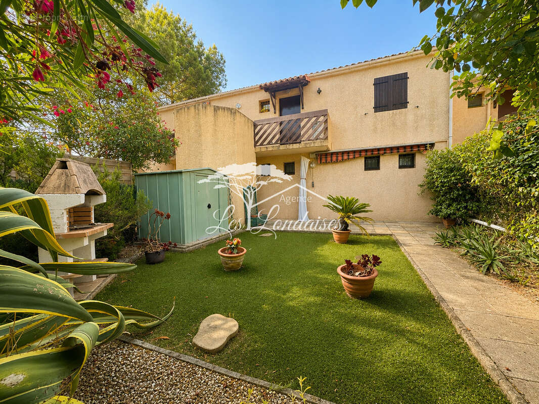 Appartement à LA LONDE-LES-MAURES