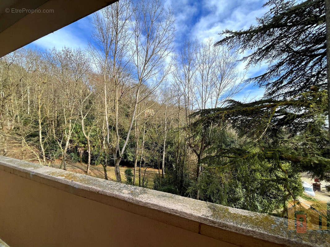 Appartement à COLAYRAC-SAINT-CIRQ