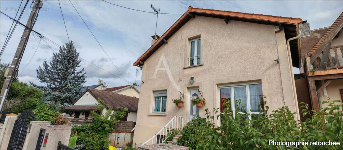 Maison à CHELLES