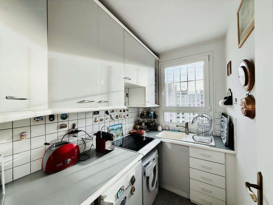 Appartement à PARIS-15E