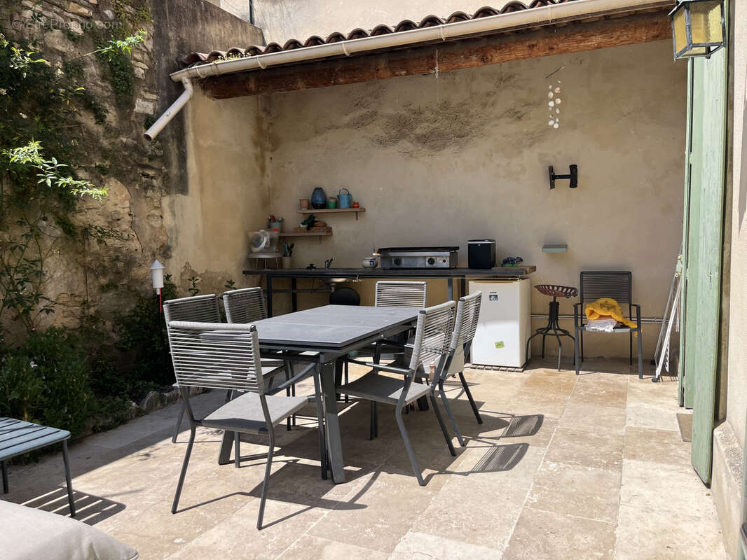 Maison à SAINT-QUENTIN-LA-POTERIE