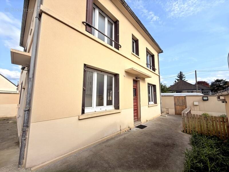 Maison à NOGENT-SUR-OISE