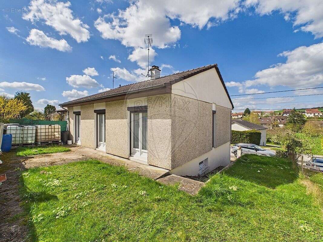 Maison à HAUDAINVILLE