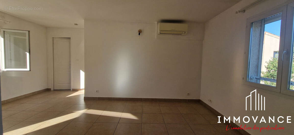 Appartement à LE CRES
