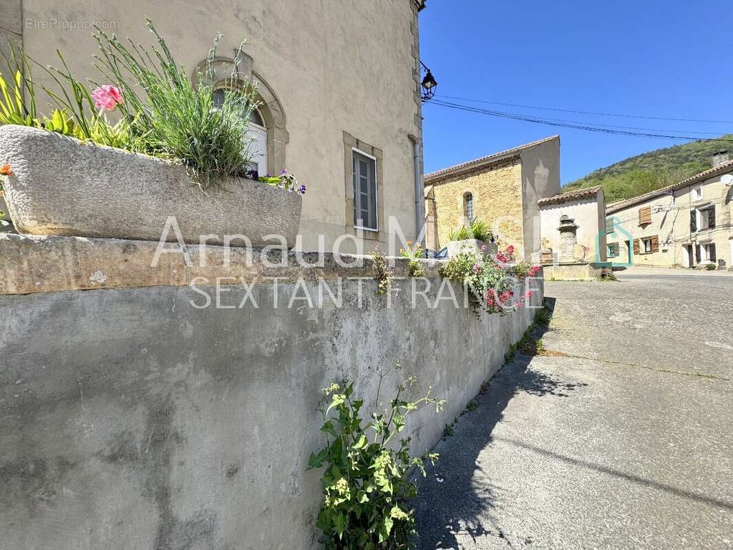 Maison à SOUGRAIGNE