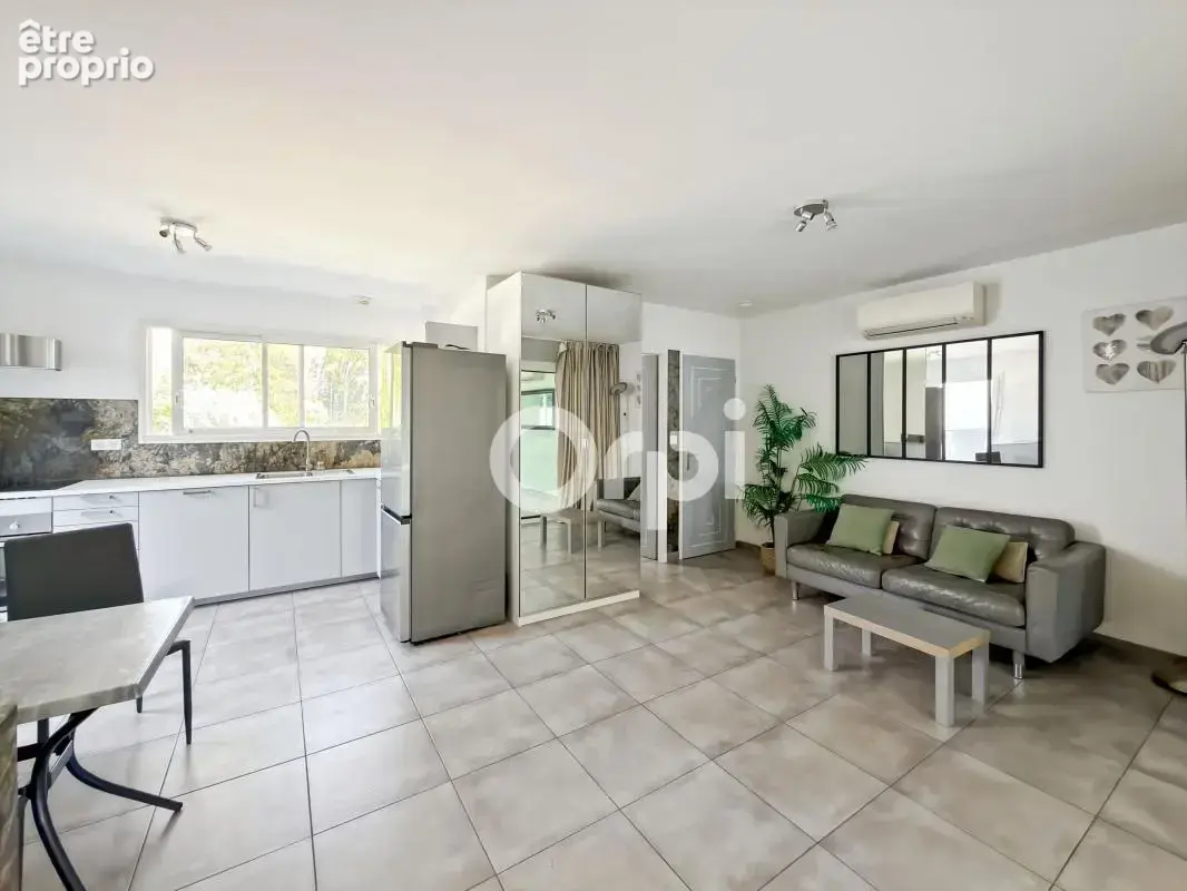 ** Maison 3 pièces 102 m2 - Jardin - 4 stationnements ** - photo 4
