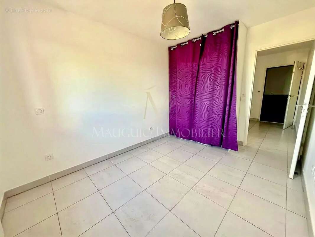 Appartement à LATTES