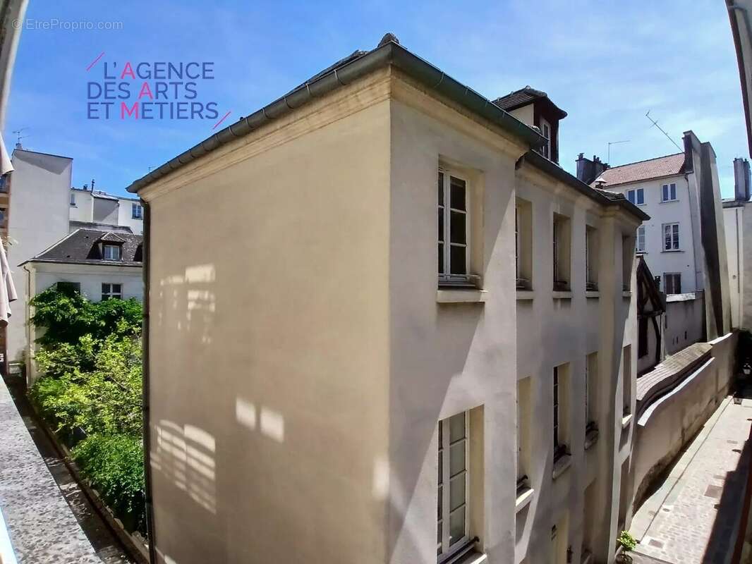 Appartement à PARIS-3E