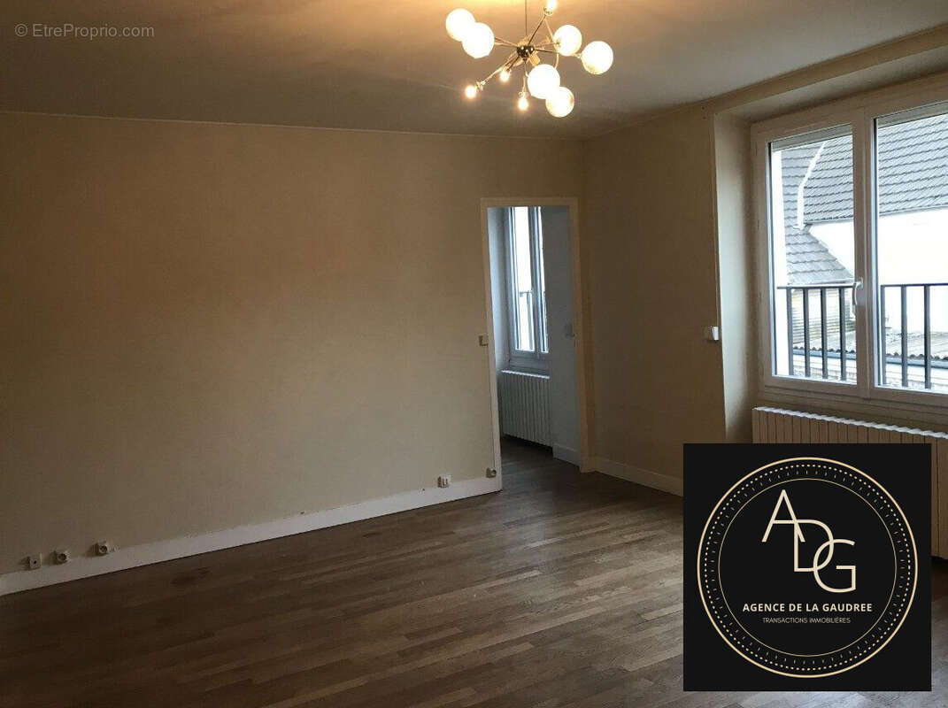 Appartement à ARPAJON