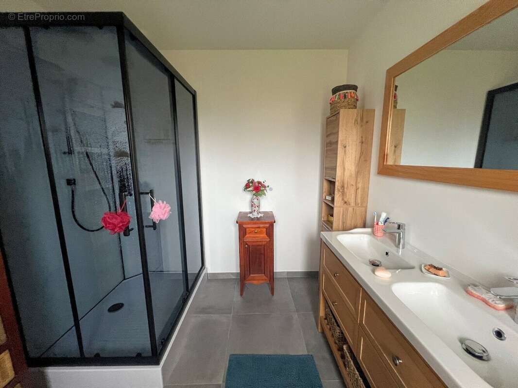 Maison à LA TURBALLE