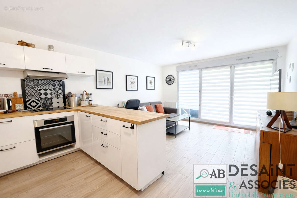 Appartement à CRECY-LA-CHAPELLE