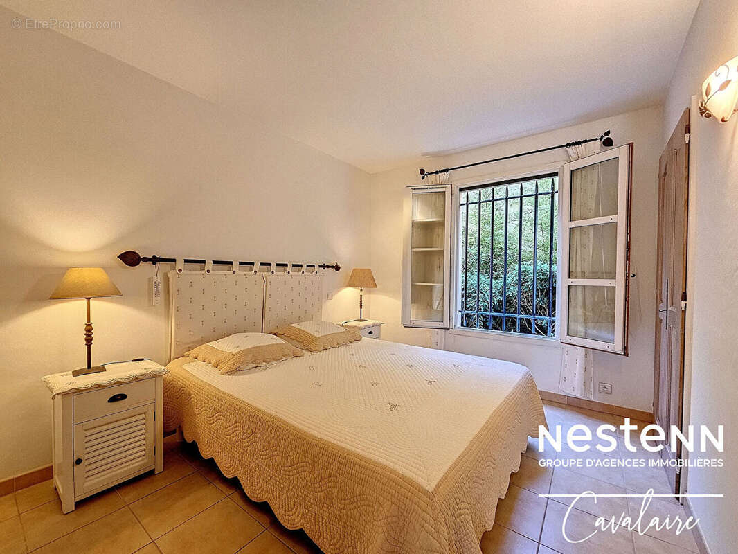 Appartement à LA CROIX-VALMER