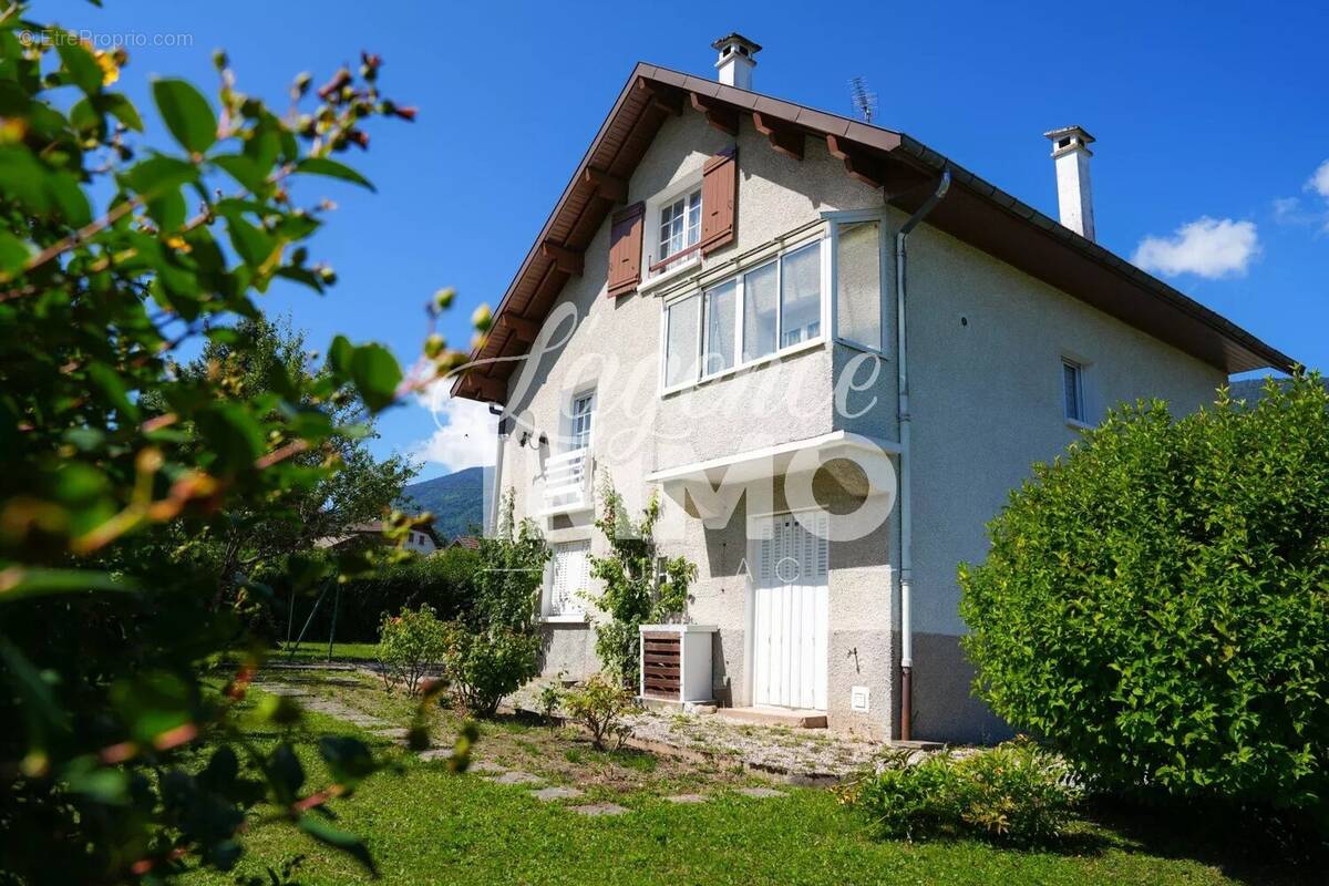 Maison à SAINT-JORIOZ