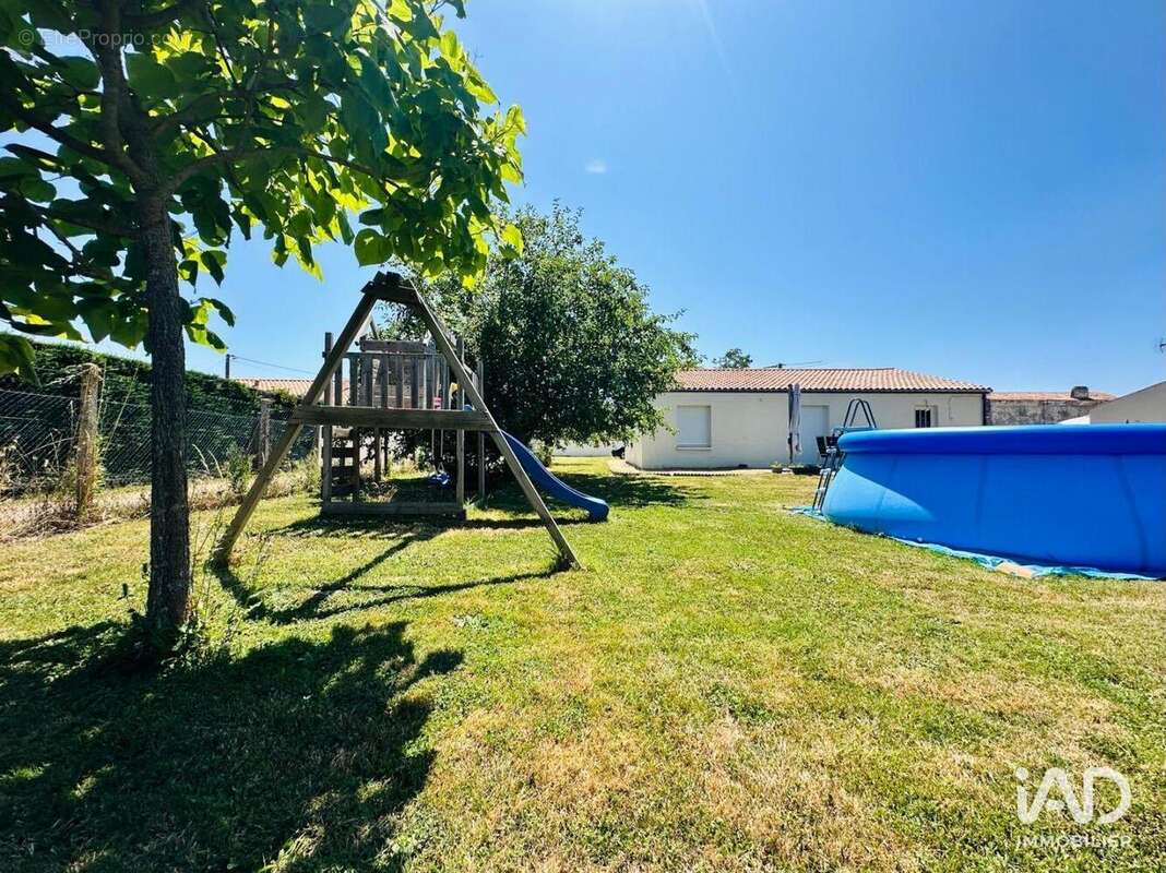 Photo 6 - Maison à SAINT-JUST-LUZAC