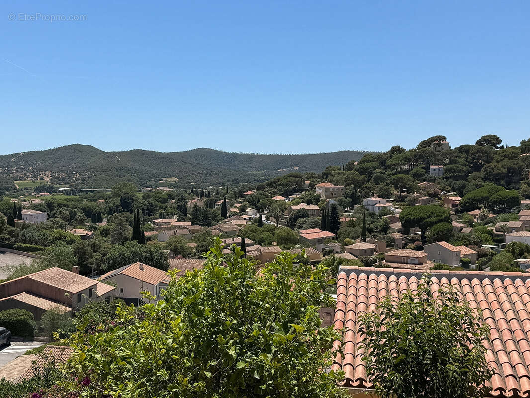 Maison à BORMES-LES-MIMOSAS