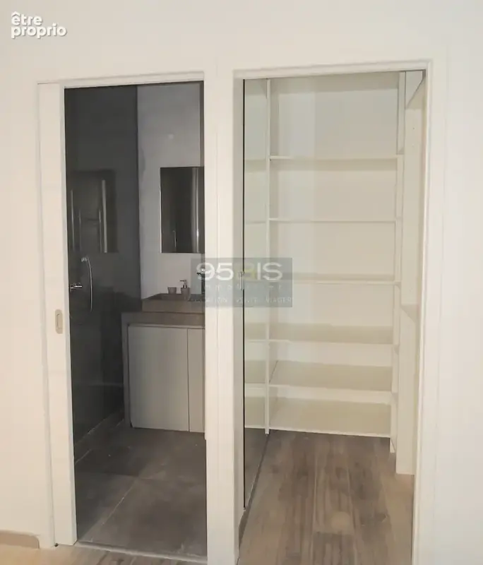 T2 triangle d'or rue commandant Faurax Appartement  vendu meublé - photo 9