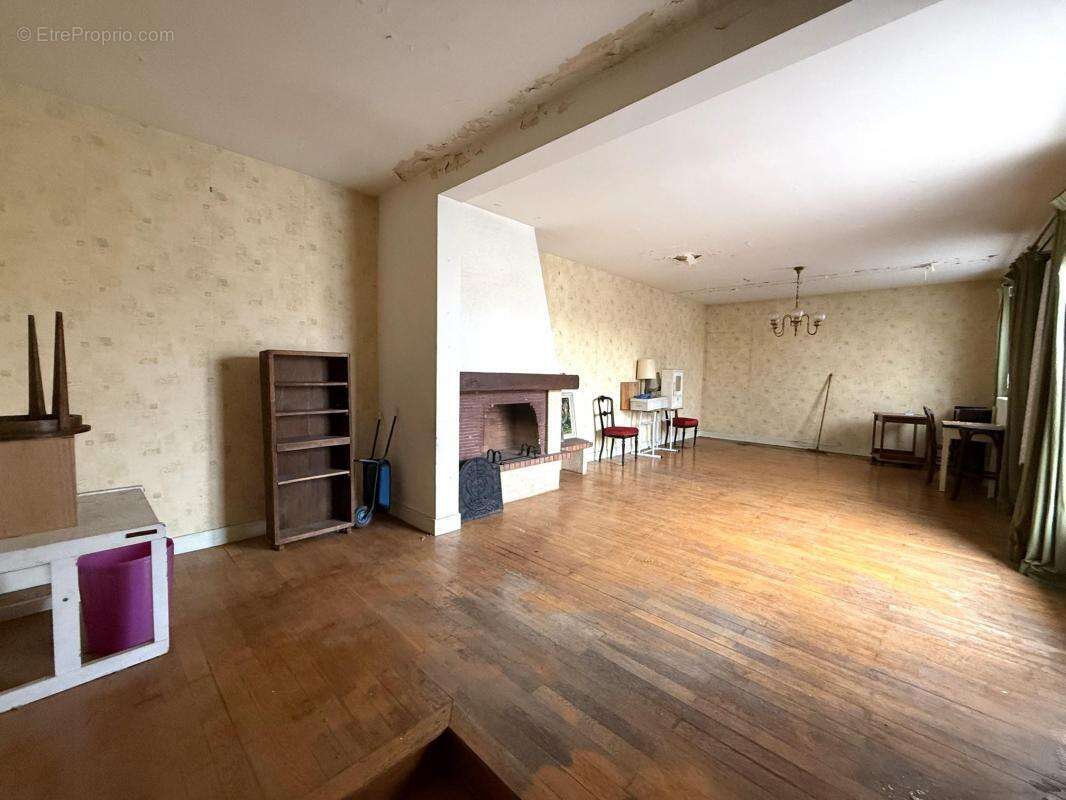 Maison à MONTREUIL