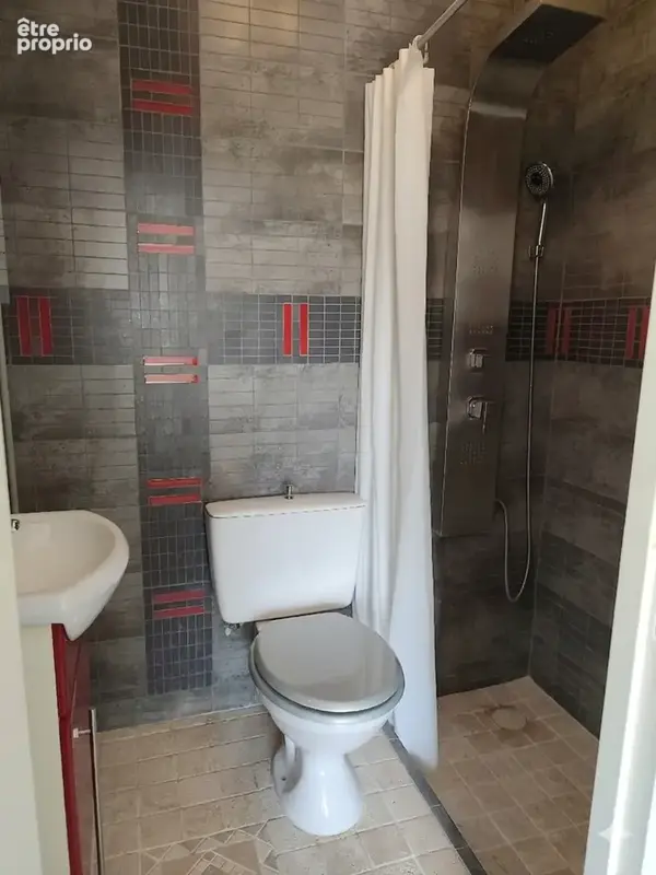 Maison à vendre 7 pièces VOEUIL ET GIGET (16) - photo 35