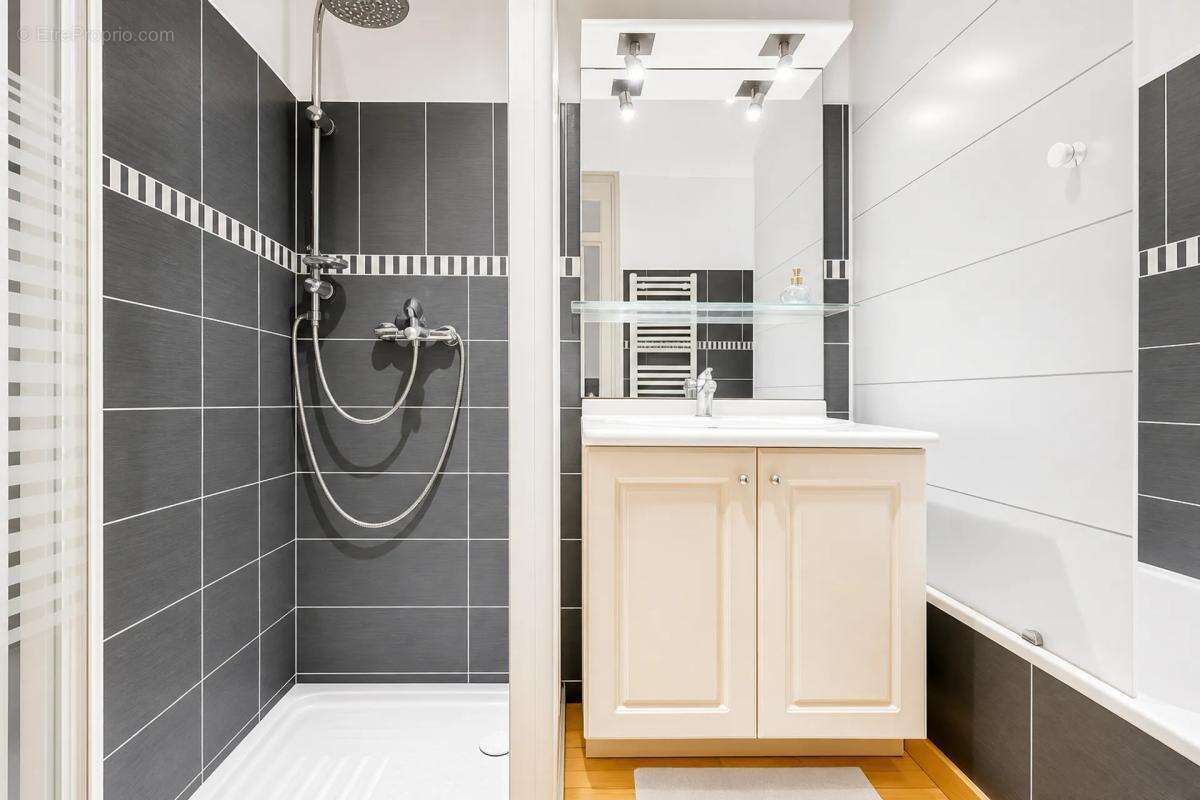 Maison de maître de 222m² à Pergain-Taillac - photo 19