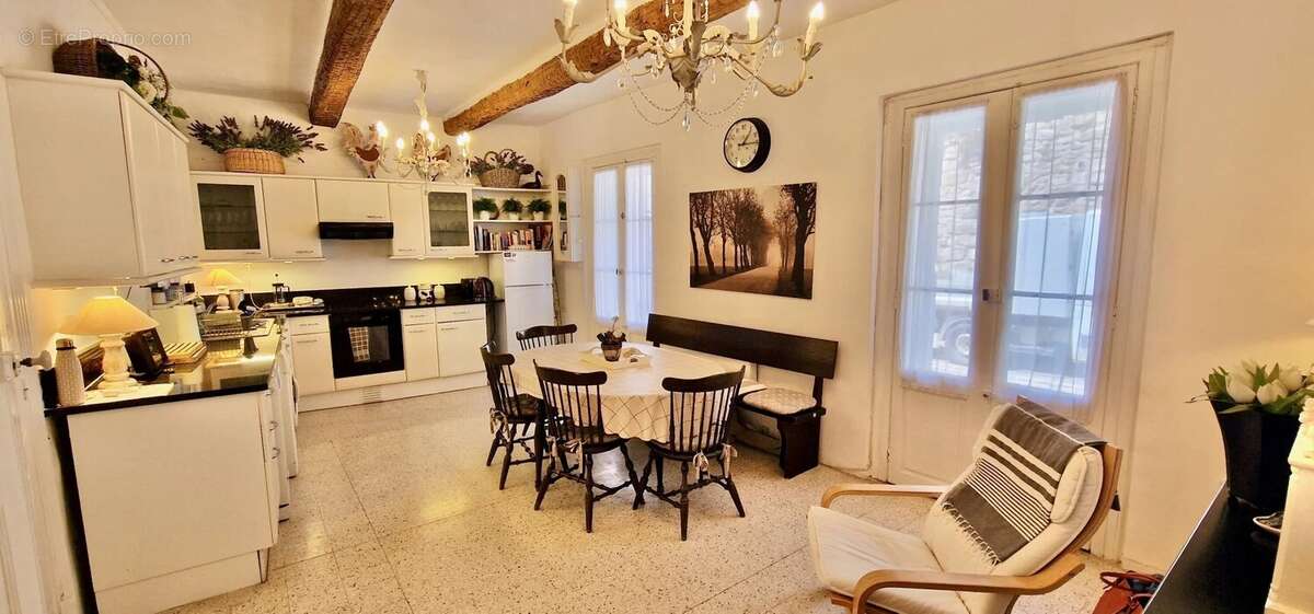 Maison à NEZIGNAN-L&#039;EVEQUE