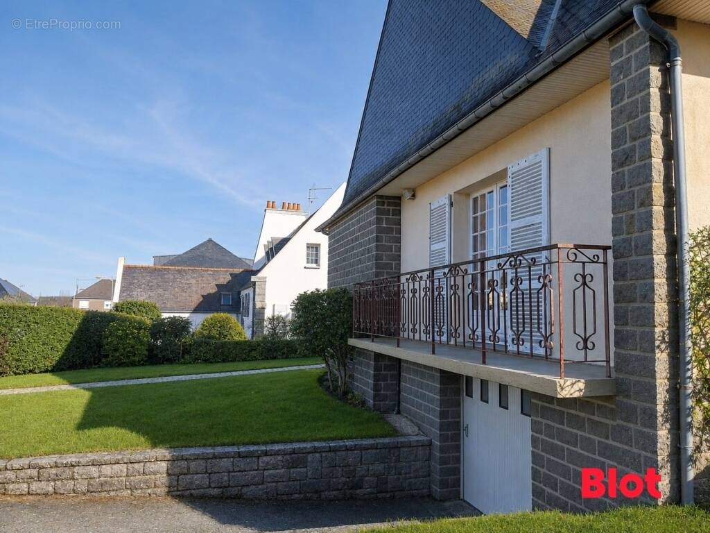 Maison à SAINT-JOUAN-DES-GUERETS