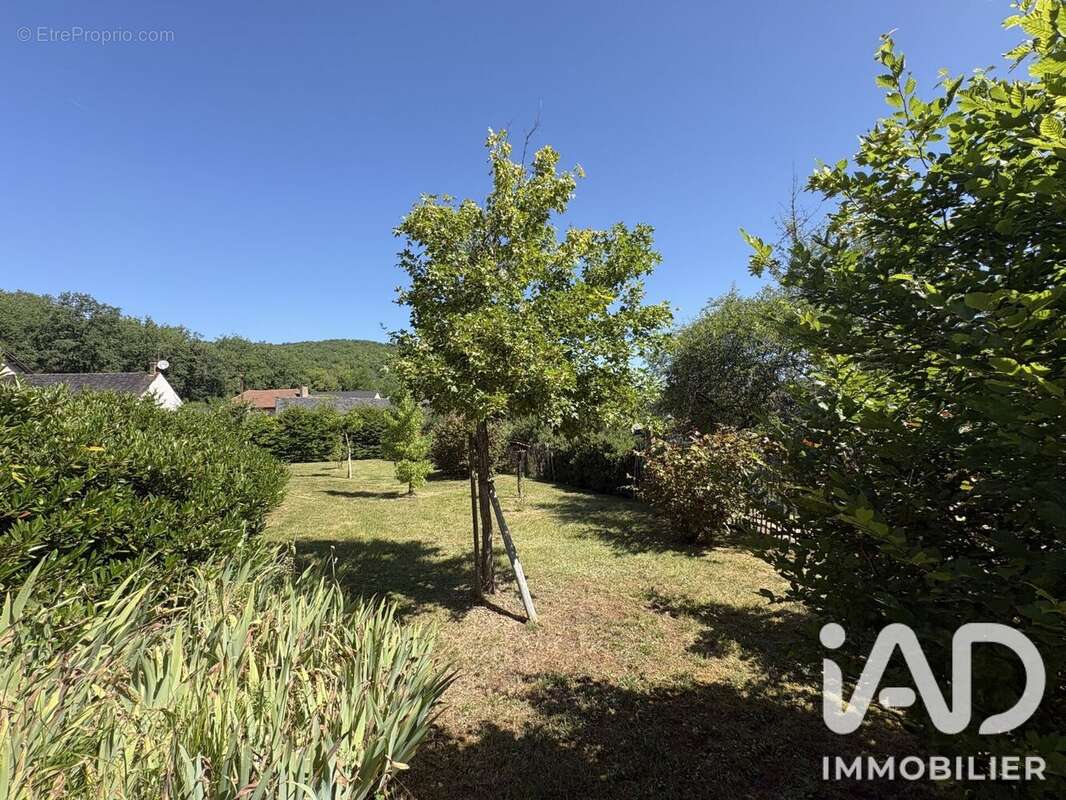 Maison 94 m² à Coly  - photo 6
