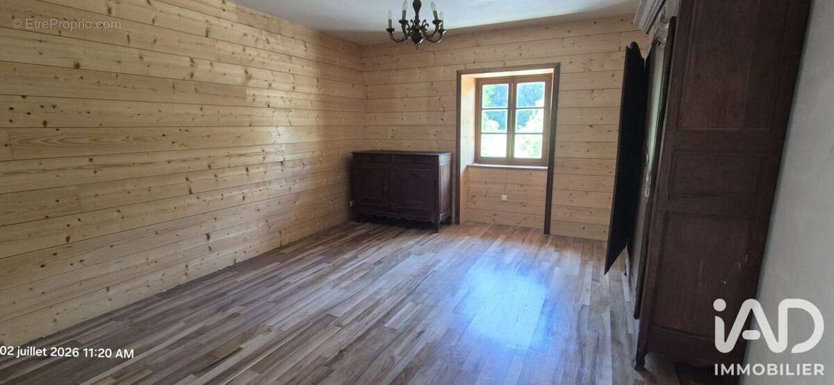 Maison 464 m² à Doucier  - photo 8