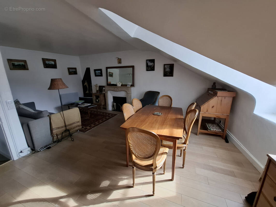 Appartement à VERSAILLES