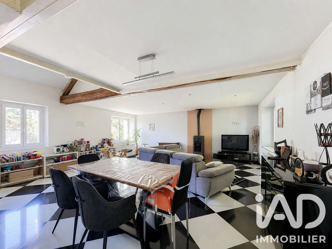 Maison 117 m² à Lailly  - photo 5