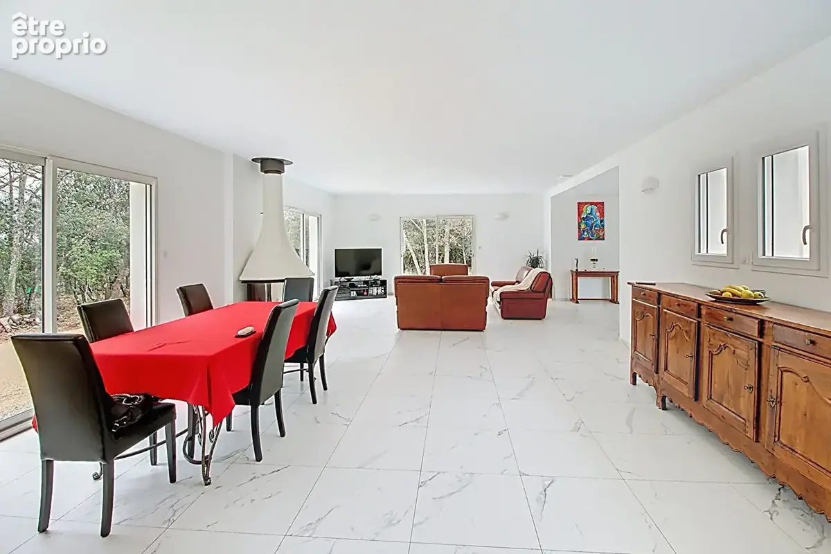 A vendre en exclusivite ! propriété à beaudinard sur verdon 296 m2 sur un terrain de 8243m2 - photo 4