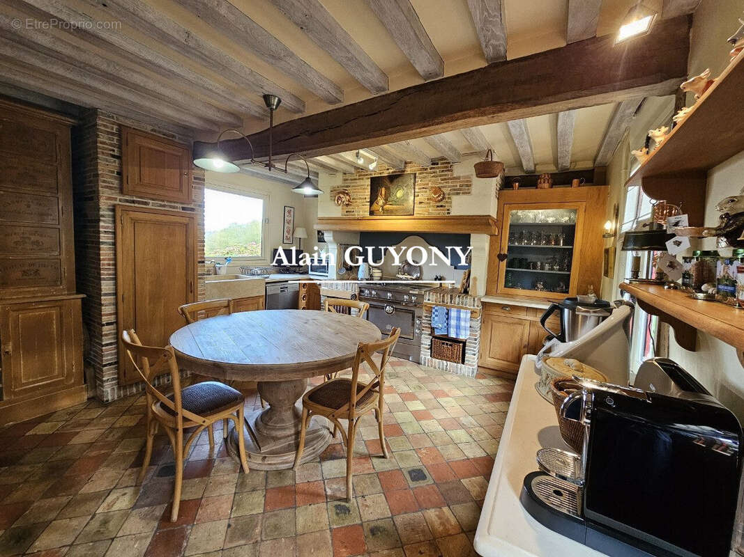 Maison à PONT-L'EVEQUE
