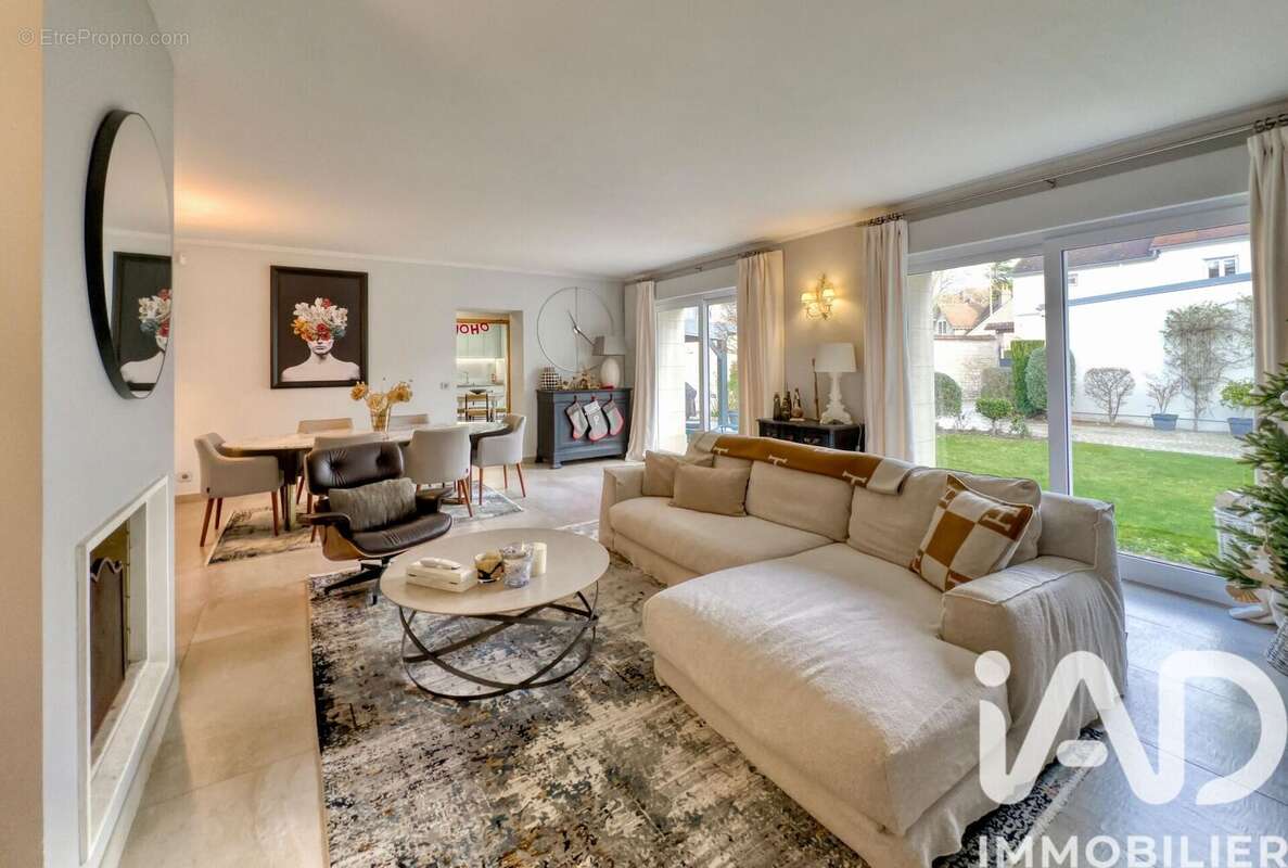 Photo 4 - Maison à COMPIEGNE