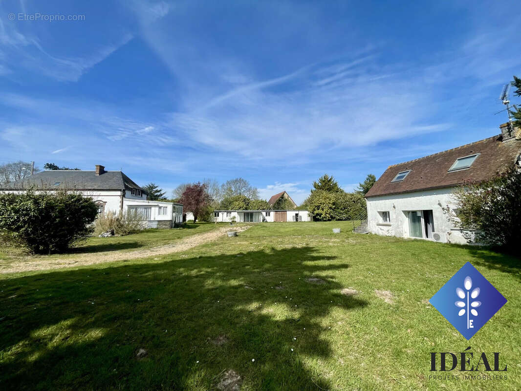 Maison à ILLIERS-L'EVEQUE